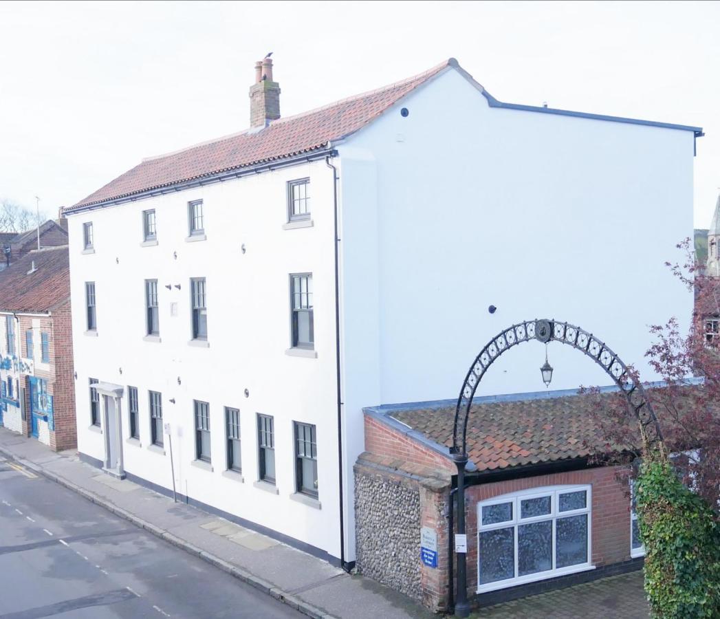One Bedroom Luxury Ground Floor Apartment With Parking In Heart Holt Holt  Luaran gambar