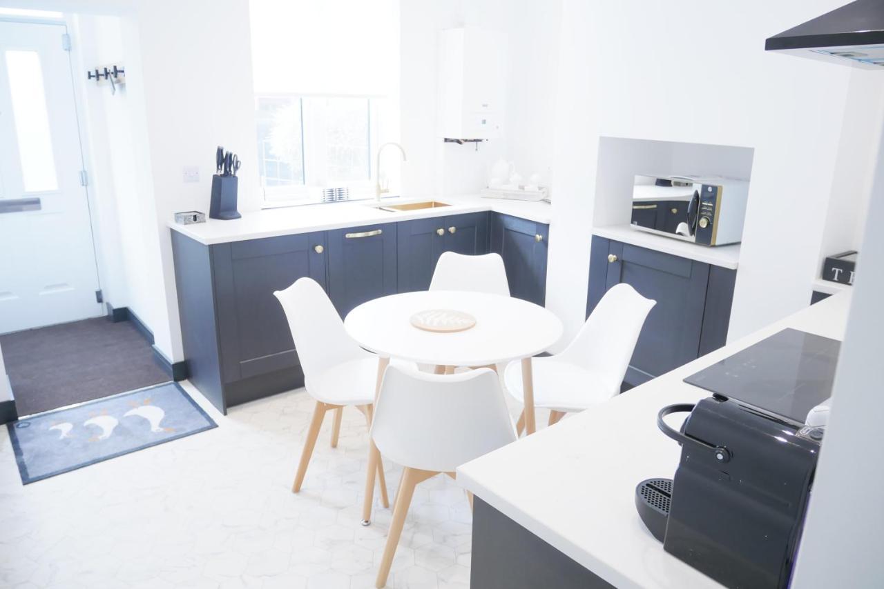 One Bedroom Luxury Ground Floor Apartment With Parking In Heart Holt Holt  Luaran gambar